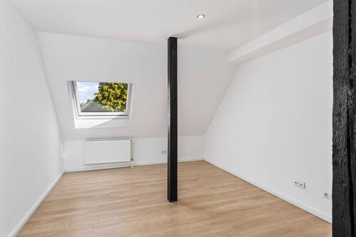 Zimmer 1 Dachgeschoss - 