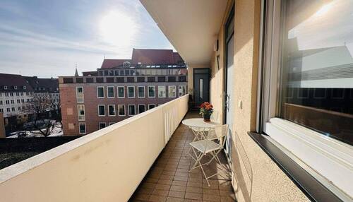 Freisitz vor der Wohnungstüre! - 
