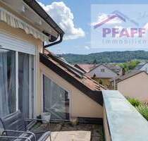 Zuhause ankommen in Worblingen! Vermietete 3 Zi.-Whg. im DG mit Balkon, Küche und 3 Stellplätzen