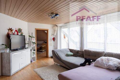 2 - 3 Zimmer Etagenwohnung in Worblingen