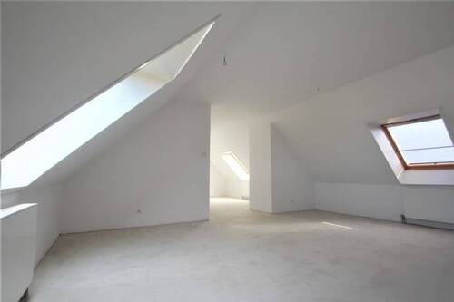 600_482C7F74E8AF4B2786DAF41CAC9AE3F6.jpg - 2 Zimmer Etagenwohnung zur Miete in Hohenstein-Ernstthal