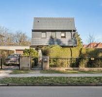 Gepflegtes Einfamilienhaus mit schönem Garten - Berlin Lichterfelde