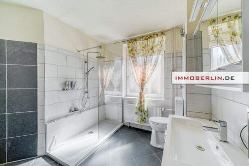 2.jpg - 5 Zimmer Mehrfamilienhaus, Wohnhaus in Berlin