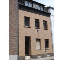 Stadthaus mit Garten! - 175.000,00 EUR Kaufpreis, ca.  108,00 m² Wohnfläche in Euskirchen (PLZ: 53879) Innenstadt