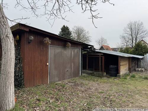 Garage und Nebengelass - 