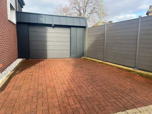 PKW Garage + Stellplatz - 