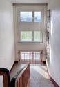 Blick von der Wohnungstür in den Hausflur - 
