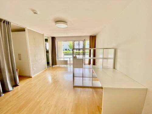 Wohnzimmer - Appartement frei - Superlage Sendling Richtg. Waldfriedhof
