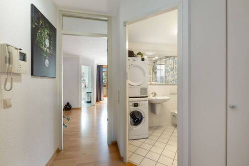 Eingangsbereich - Etagenwohnung mit 52,40 m² in Neuss zum Kaufen