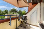 Balkon mit Abstellkammer - 