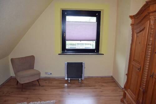 Zimmer 2 - 