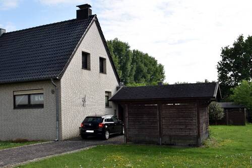 Straßenansicht - 