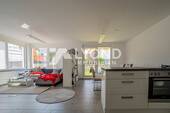 1Wohnbereich - Diese schöne Wohnung mit 3,5 Zimmer sucht Sie als neuen Eigentümer!