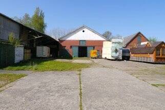 Gebäudeansicht - 1 Zimmer Bauernhaus, Landhaus zum Kaufen in Wingst