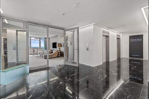 Eingangsbereich 14. Etage - 