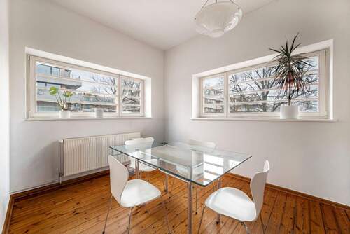 Wohnzimmer - 3 Zimmer Etagenwohnung in Berlin