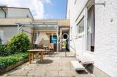 Terrasse - 8 Zimmer Mehrfamilienhaus, Wohnhaus zum Kaufen in Neu-Ulm / Ludwigsfeld