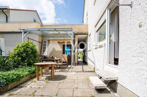 Terrasse - 8 Zimmer Mehrfamilienhaus, Wohnhaus zum Kaufen in Neu-Ulm / Ludwigsfeld