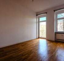 Sanierte Altbauwohnung mit freiem Blick nahe dem Tempelhofer Feld. - Berlin Neukölln
