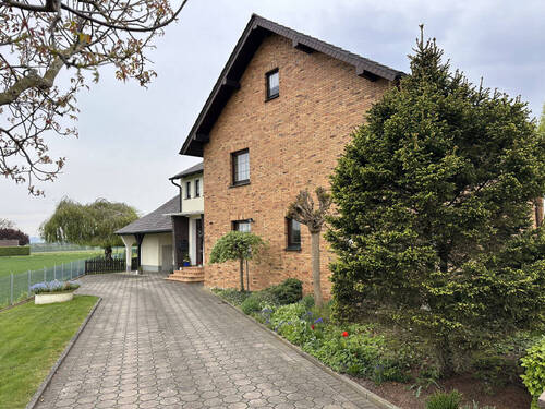 Bild1 - Wohnhaus mit Gewerbe in Wulferdingsen