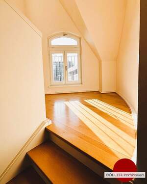 Empore - 4 Zimmer Etagenwohnung in Nürnberg