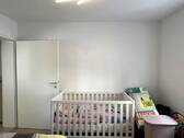 Arbeits- oder Kinderzimmer - 