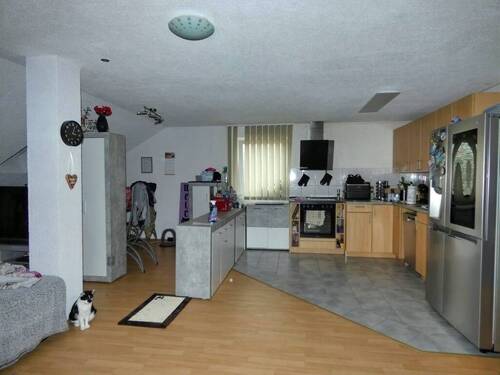 Offener Küchen-/Wohnbereich der DG-Wohnung - 