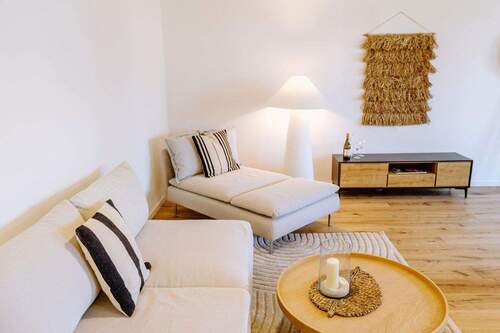 Wohnzimmer - 3 Zimmer Etagenwohnung zum Kaufen in Ingolstadt Haunwöhr