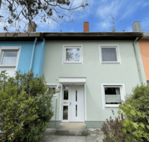 Gepflegtes Reihenmittelhaus mit ausgebautem Dachgeschoss in Fürth-Burgfarrnbach