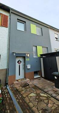 Ansicht Eingang - 4 Zimmer Reihenmittelhaus zum Kaufen in Offenburg