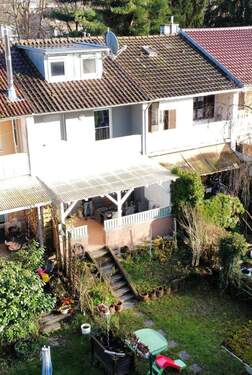 Hinterseite - Reihenmittelhaus mit 109,00 m&sup2; in Offenburg zum Kaufen