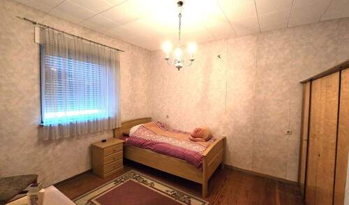 1. OG Schlafzimmer - 