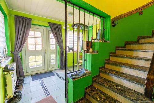 Treppengang zur Hauptwohnung - 