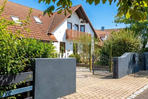 Top ausgestattetes Einfamilienhaus - Familientraum & Gartenparadies: Gepflegtes EFH in ruhiger Umgebung