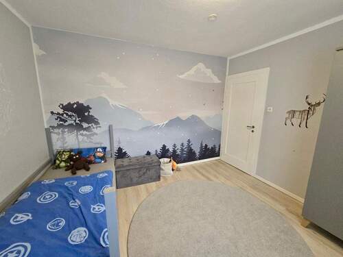 8f39b7ac-e928-414f-a7b7-4a58444e1f76.jpeg - 