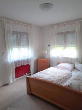 Whg Schlafzimmer - 