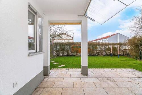 Überdachte SW Terrasse - 