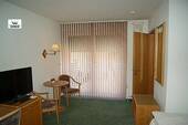 15LSGHol153.jpg - 