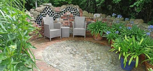 Sitzplatz im Garten - 