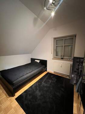 Schlafzimmer - Etagenwohnung in Mallersdorf-Pfaffenberg zum Kaufen