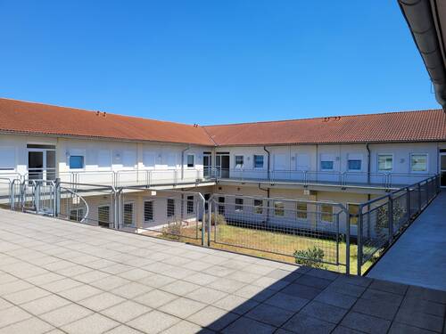 Blick auf Lichthof und 2. OG - 