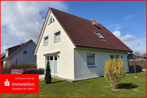 Gartenansicht - Einfamilienhaus auf Erbpachtgrundstück mit Kaufoption - gepflegt & sofort bezugsbereit