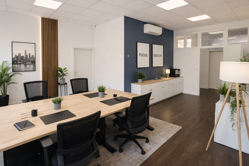 Privatbüro mit 4 Arbeitsplätzen - Büro zur Miete in Frankfurt am Main