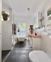 W 3.OG-re 57qm Bad Du + Wanne.jpg - 