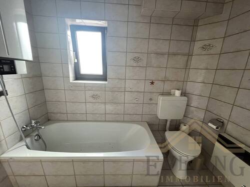 EG Whg. Badezimmer - 
