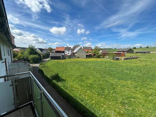 Wohnen am Ortsrand - 1 Zimmer Mehrfamilienhaus, Wohnhaus zum Kaufen in Homberg (Efze)