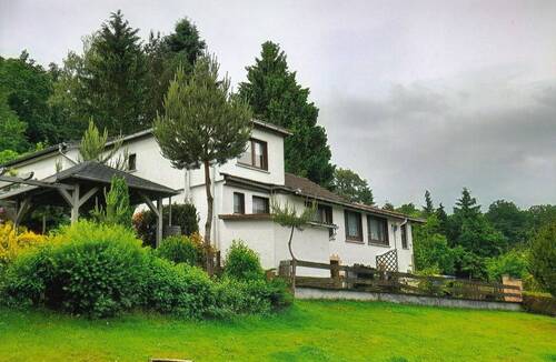 Gesamtansicht des WH - 7 Zimmer Mehrfamilienhaus, Wohnhaus in Barchfeld-Immelborn