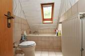 Badezimmer Dachgeschoss - 