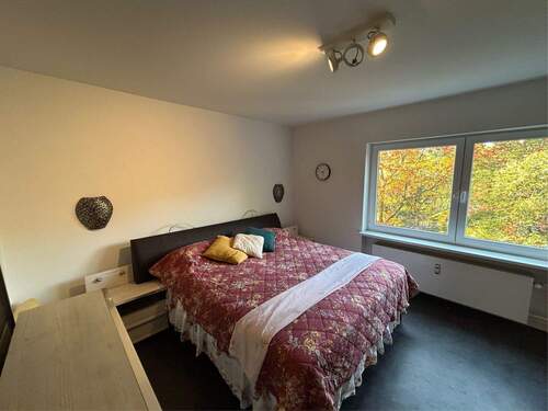 Schlafzimmer - Etagenwohnung mit 106,00 m² in Erlangen zum Kaufen