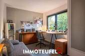 Arbeite-/Kinderzimmer - 
